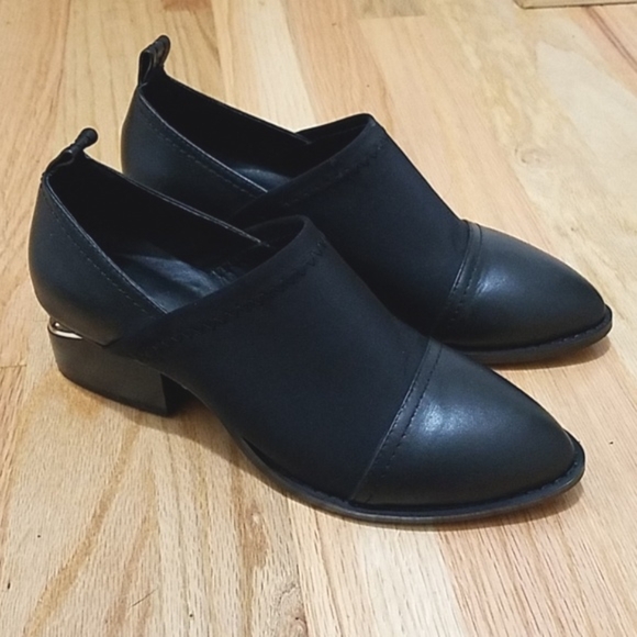 Choies Shoes - Choies Black Cap Toe Shoes Size 7
